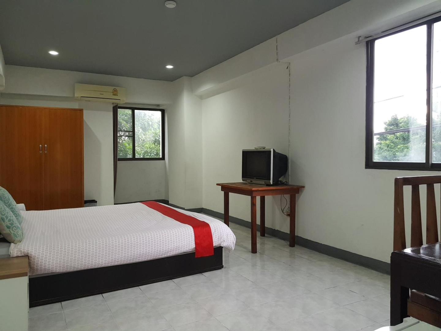 โรงแรมวินบางนา Win Bangna Hotel Bangkok Habitación foto