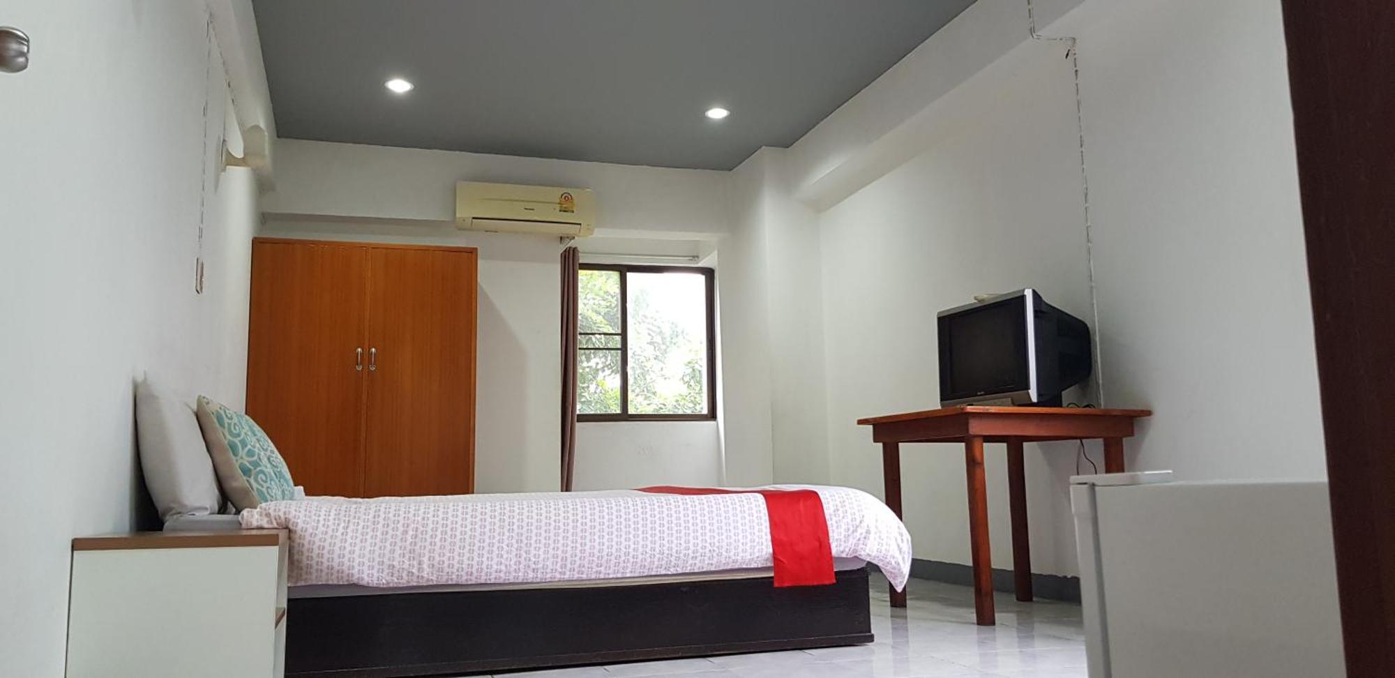 โรงแรมวินบางนา Win Bangna Hotel Bangkok Habitación foto